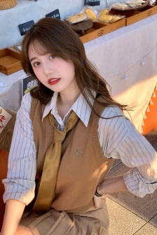 摇曳庄的幽奈小姐